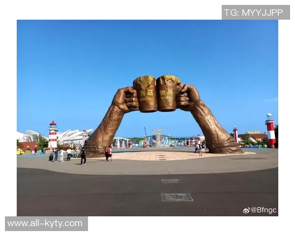 凯恩与妻子共享啤酒节欢乐时光为这一周的美好回忆添上完美句号