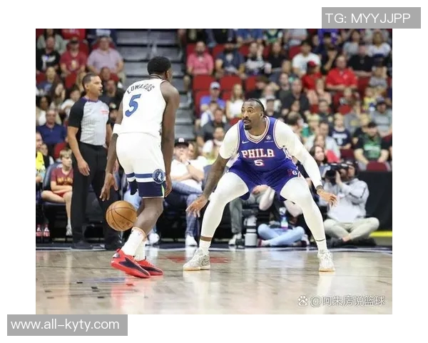 爱德华兹表现平平17投6中仅得17分贡献3篮板1断1帽令人失望 爱德华兹表现平平17投6中仅得17分贡献3篮板1断1帽令人失望