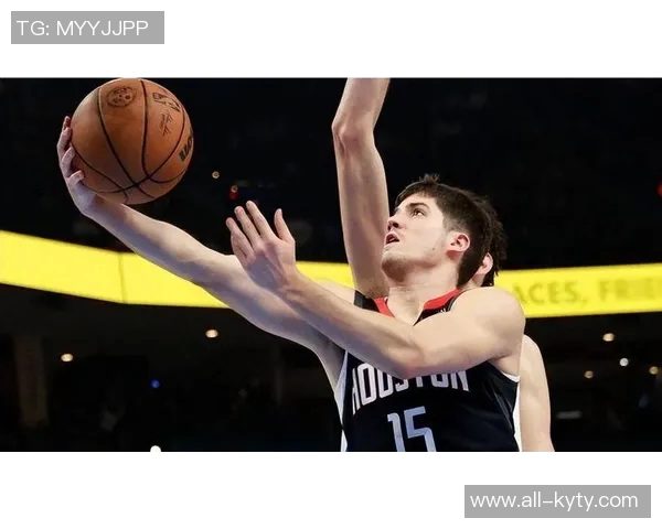 美网友热议谢泼德表现糟糕雷霆进攻策略直指他成为焦点