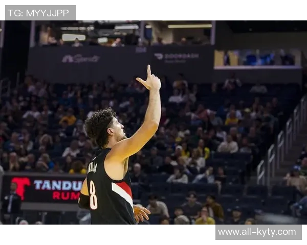 阿夫迪亚状态火热全明星梦近在咫尺场均26分7板9助表现惊艳